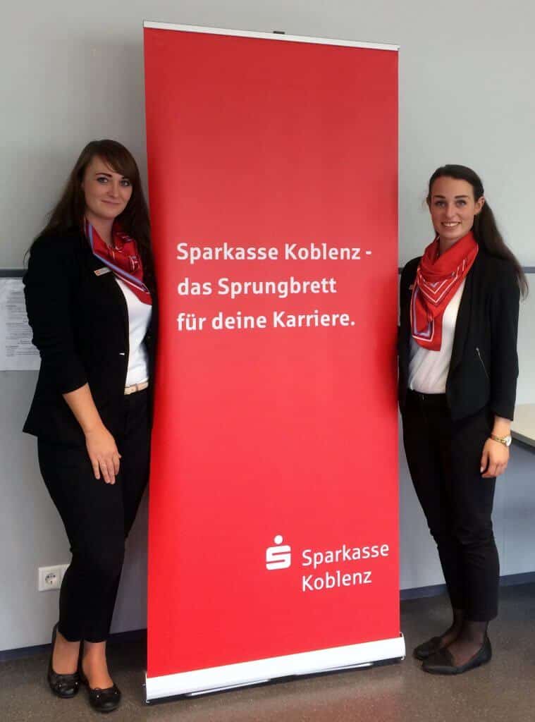 Sparkasse Koblenz: Valerie Gruenhauser und Christina Genn