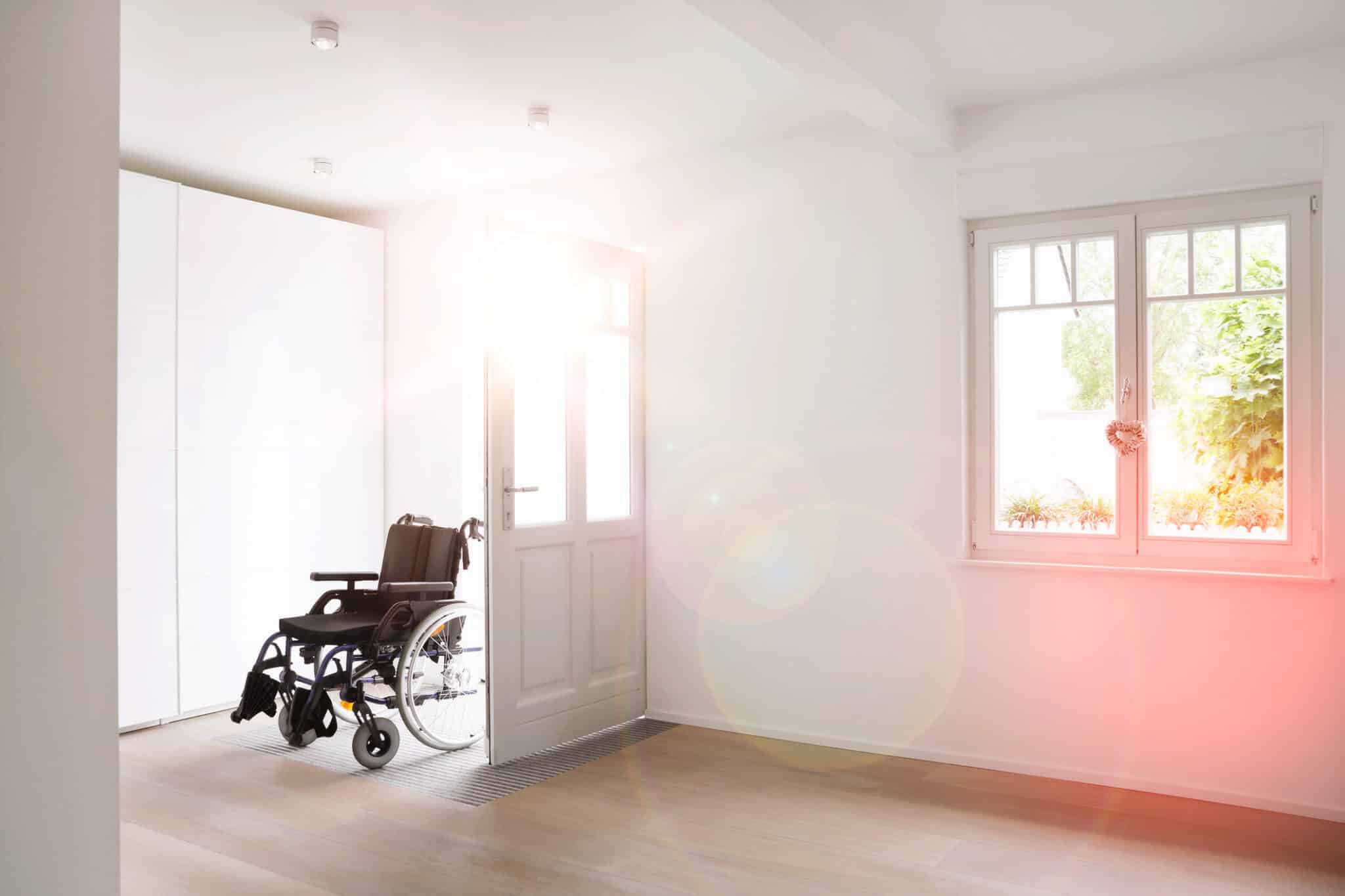 Rollstuhl in der Wohnung