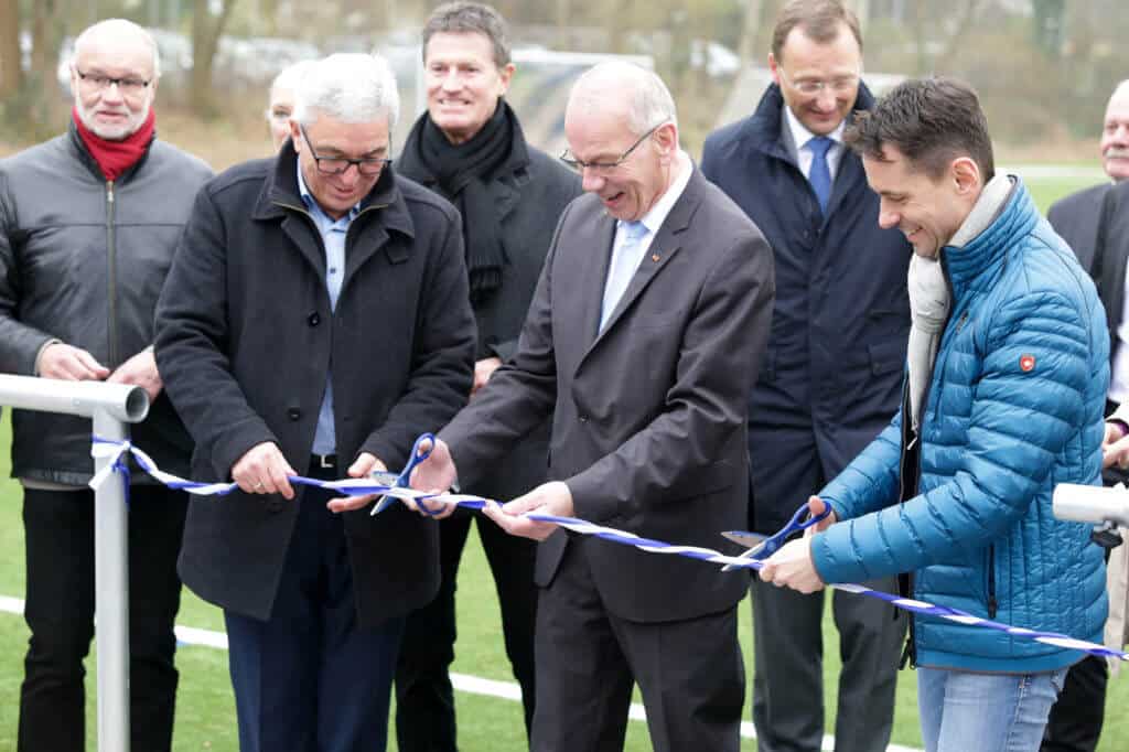 FC Germania Metternich: Eröffnung des neuen Kunstrasenplatzes