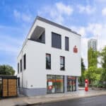 Außenansicht-der-neuen-Geschaeftsstelle-im-Brenderweg